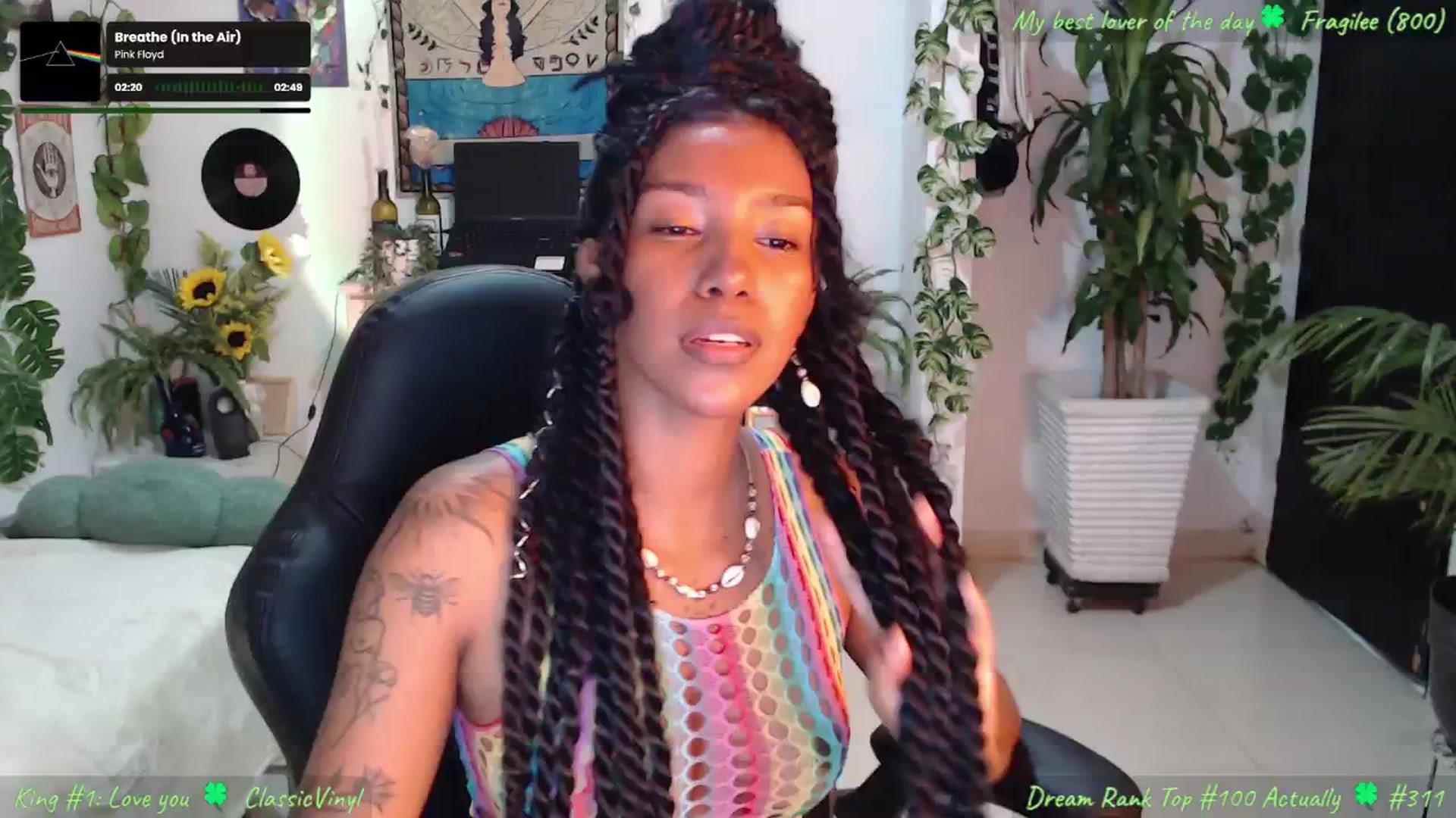 Gallery image thumbnail from MarWitch777's myfreecams stream on, 11/23/2024, 02:12 image 18 of 20
