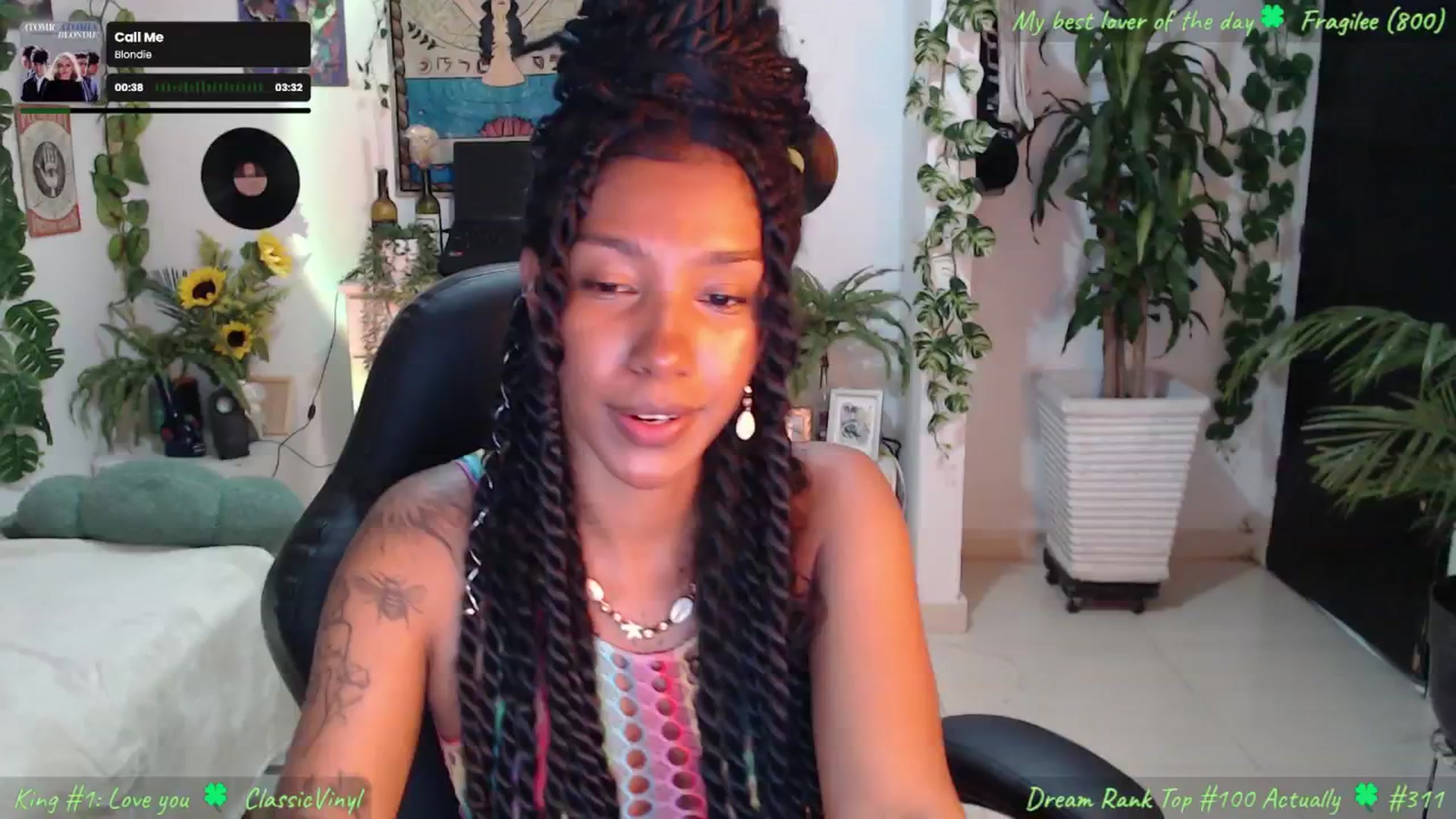 Gallery image thumbnail from MarWitch777's myfreecams stream on, 11/23/2024, 02:12 image 20 of 20