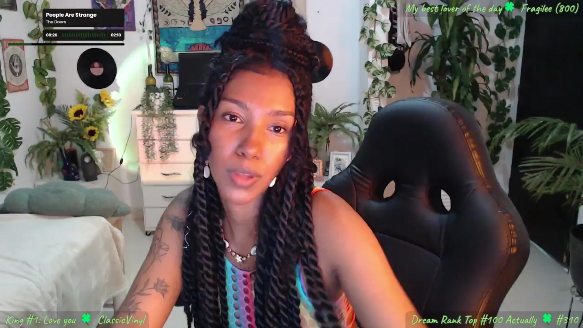 Gallery image thumbnail from MarWitch777's myfreecams stream on, 11/23/2024, 02:12 image 3 of 20