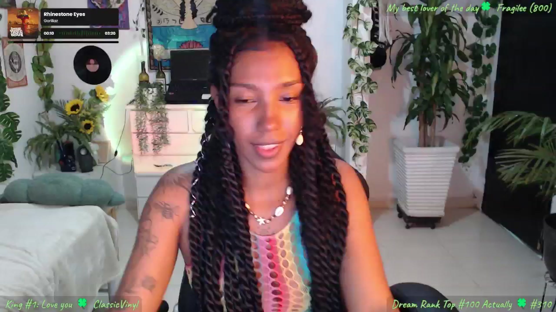 Gallery image thumbnail from MarWitch777's myfreecams stream on, 11/23/2024, 02:12 image 4 of 20