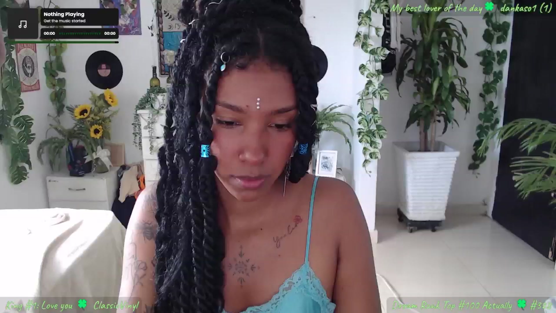 Gallery image thumbnail from MarWitch777's myfreecams stream on, 11/23/2024, 16:21 image 19 of 20