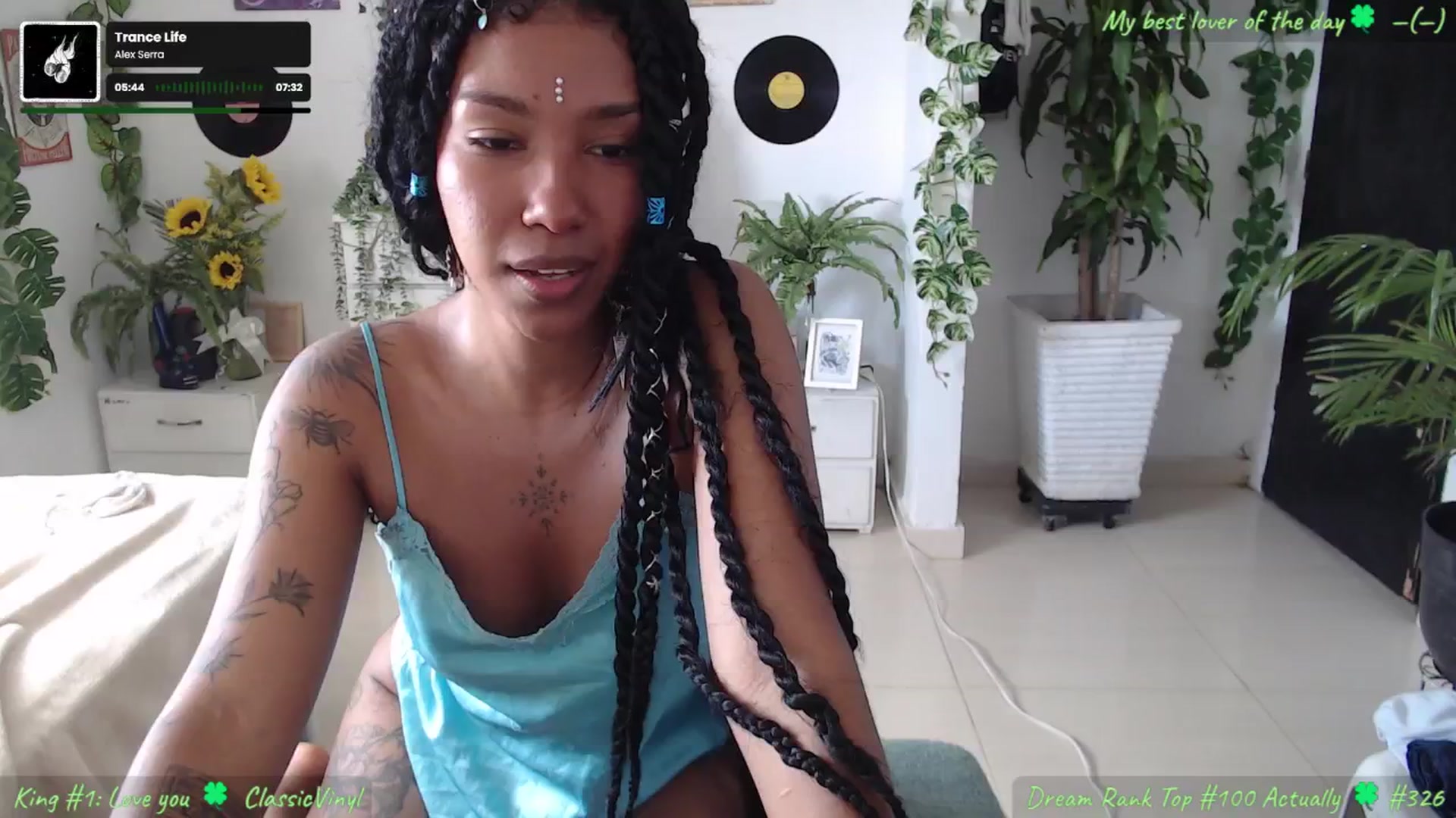 Gallery image thumbnail from MarWitch777's myfreecams stream on, 11/23/2024, 16:21 image 12 of 20