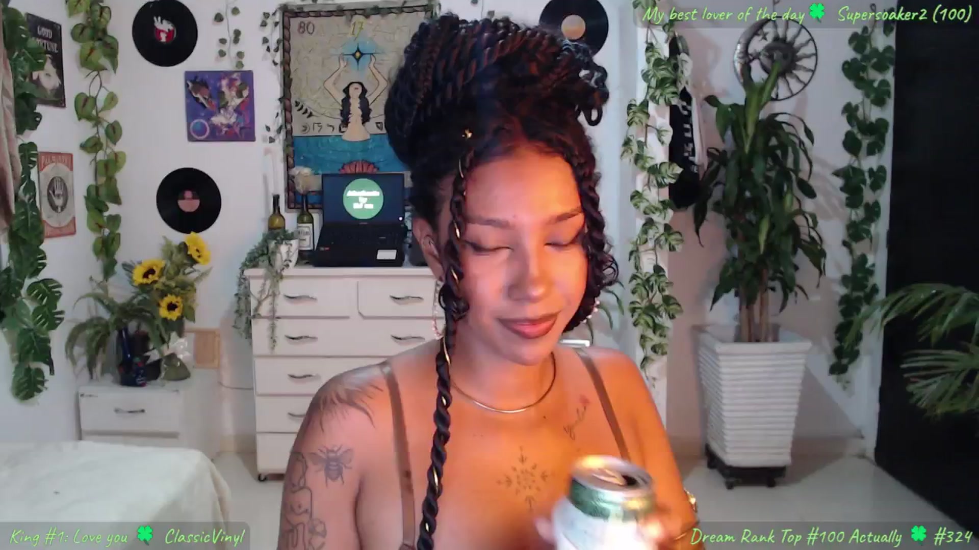 Gallery image thumbnail from MarWitch777's myfreecams stream on, 11/24/2024, 02:14 image 8 of 20