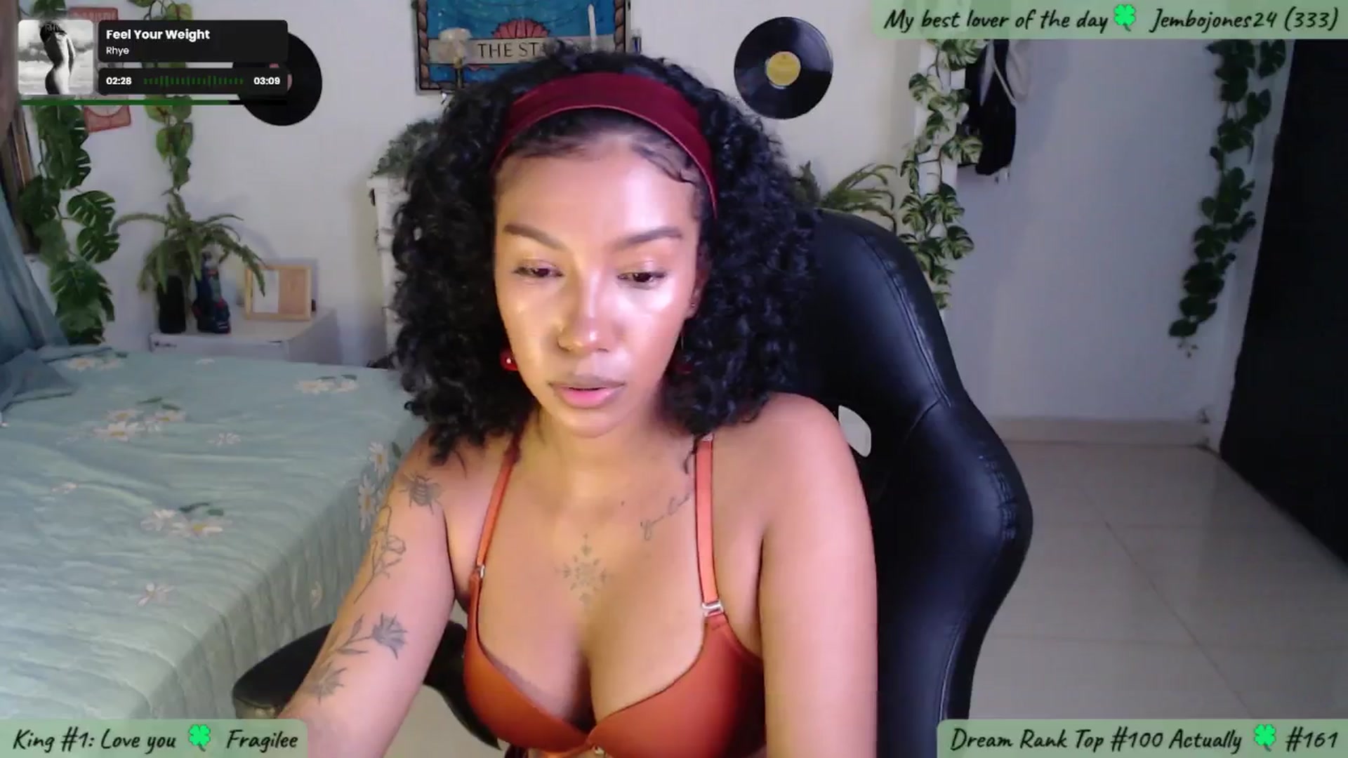 Gallery image thumbnail from MarWitch777's myfreecams stream on, 12/06/2024, 04:07 image 20 of 20