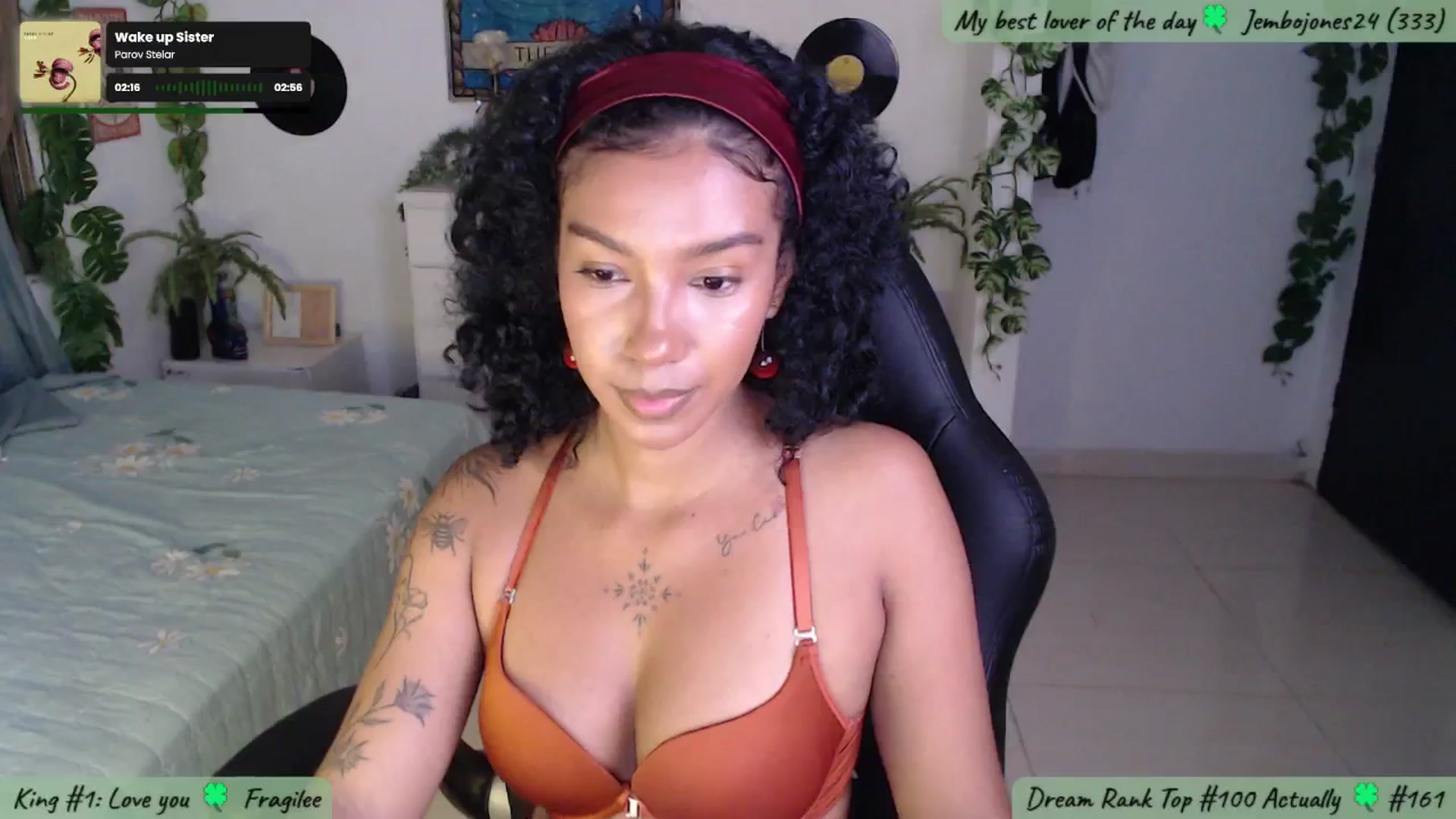 Gallery image thumbnail from MarWitch777's myfreecams stream on, 12/06/2024, 04:07 image 19 of 20