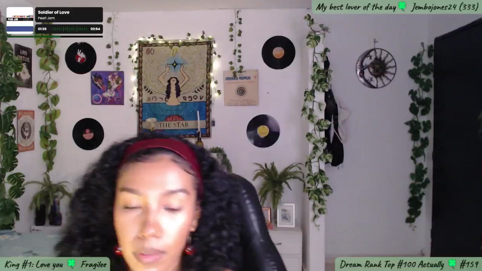 Gallery image thumbnail from MarWitch777's myfreecams stream on, 12/06/2024, 04:07 image 11 of 20