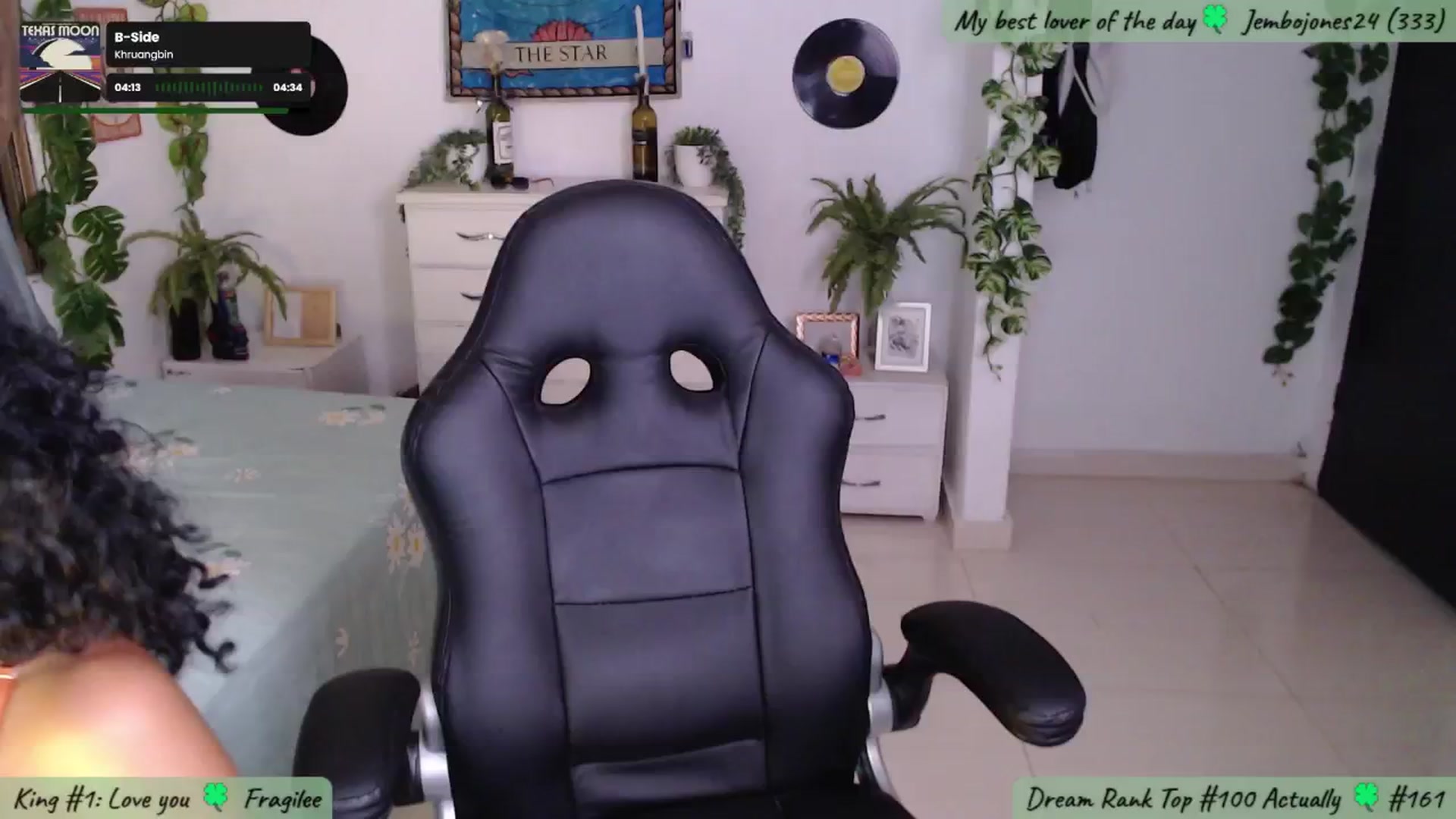 Gallery image thumbnail from MarWitch777's myfreecams stream on, 12/06/2024, 04:07 image 14 of 20