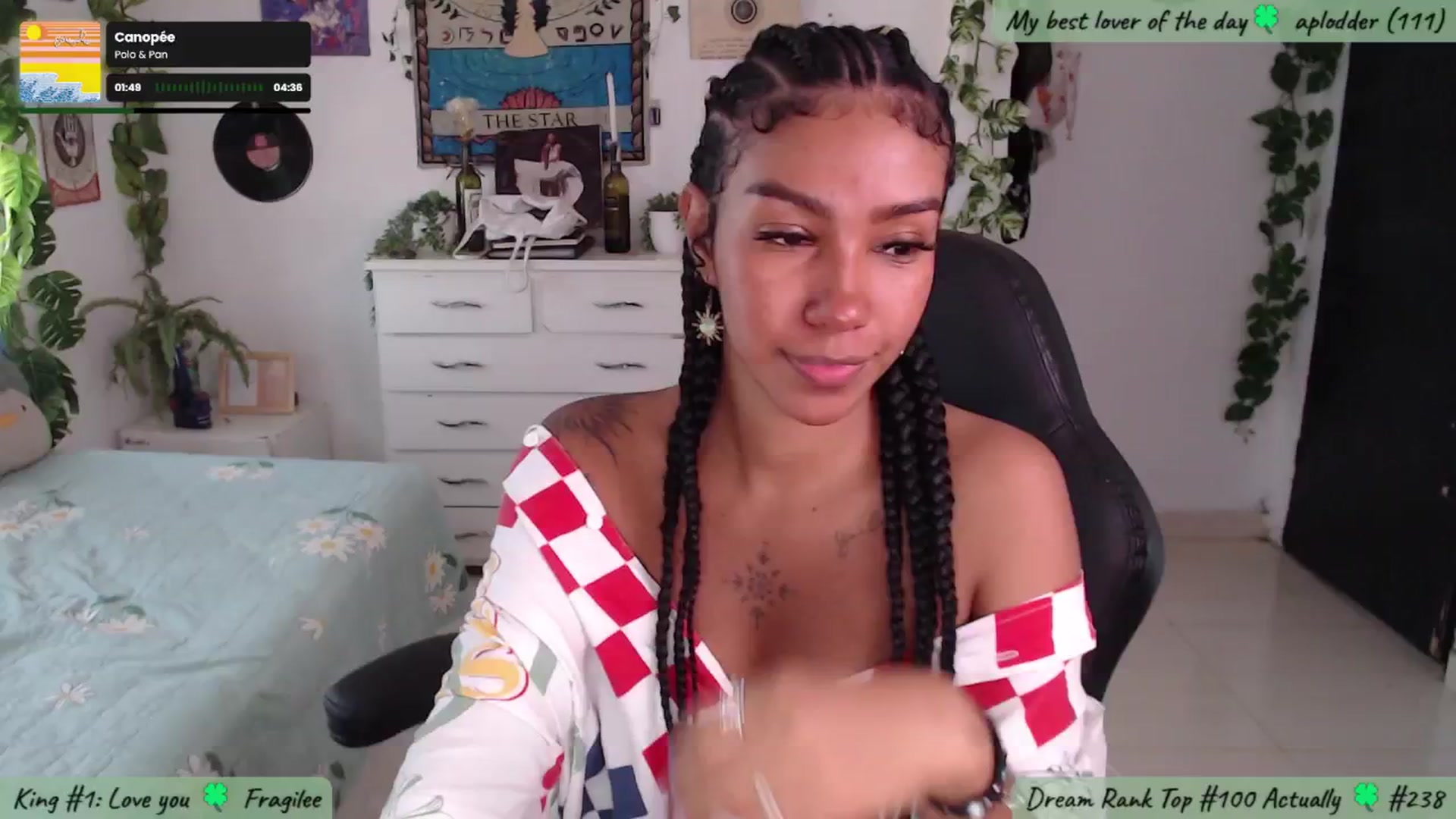 Gallery image thumbnail from MarWitch777's myfreecams stream on, 12/07/2024, 15:43 image 13 of 20