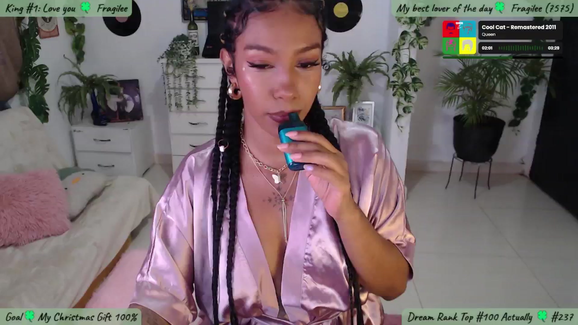 Gallery image thumbnail from MarWitch777's myfreecams stream on, 12/12/2024, 02:34 image 19 of 20
