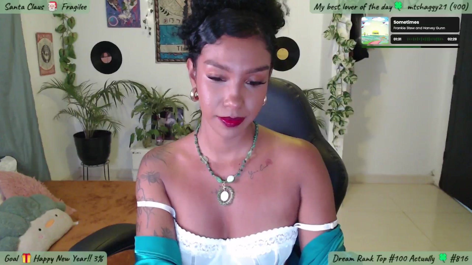 Gallery image thumbnail from MarWitch777's myfreecams stream on, 12/31/2024, 03:56 image 7 of 20
