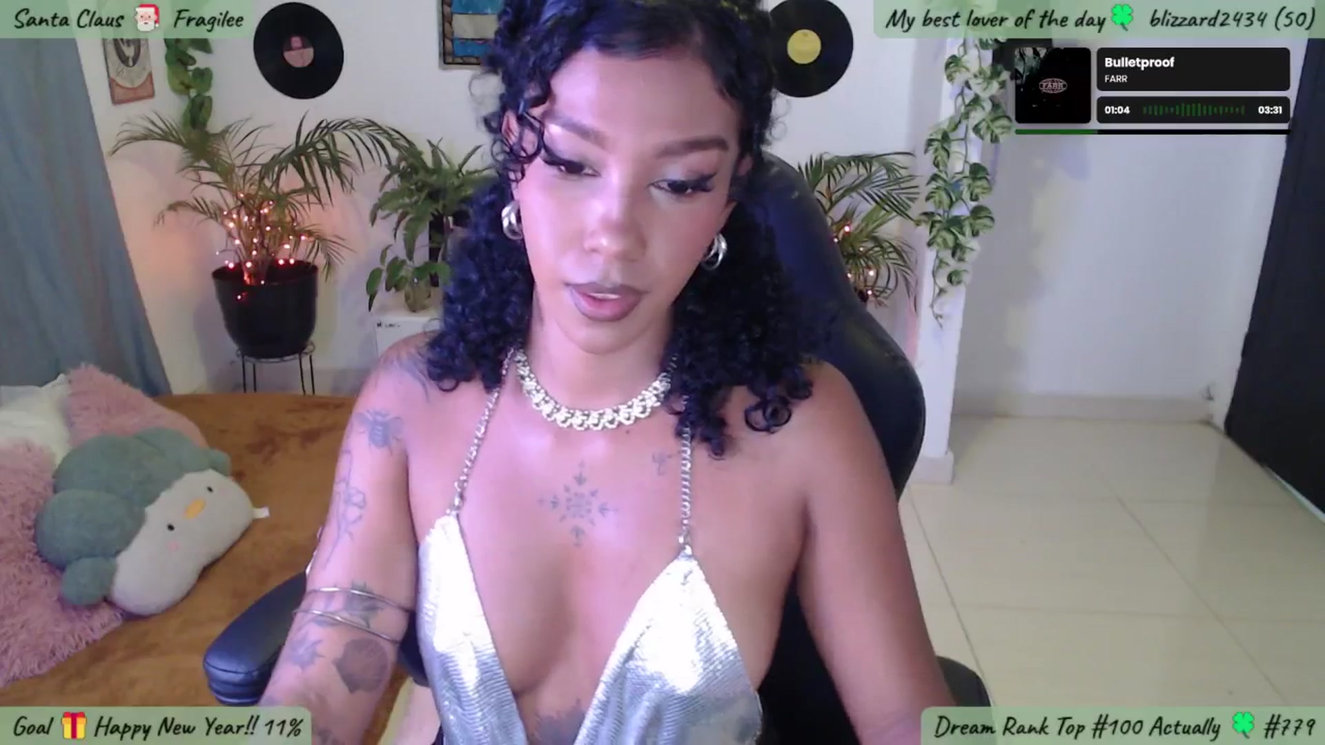 Gallery image thumbnail from MarWitch777's myfreecams stream on, 01/01/2025, 04:24 image 3 of 20