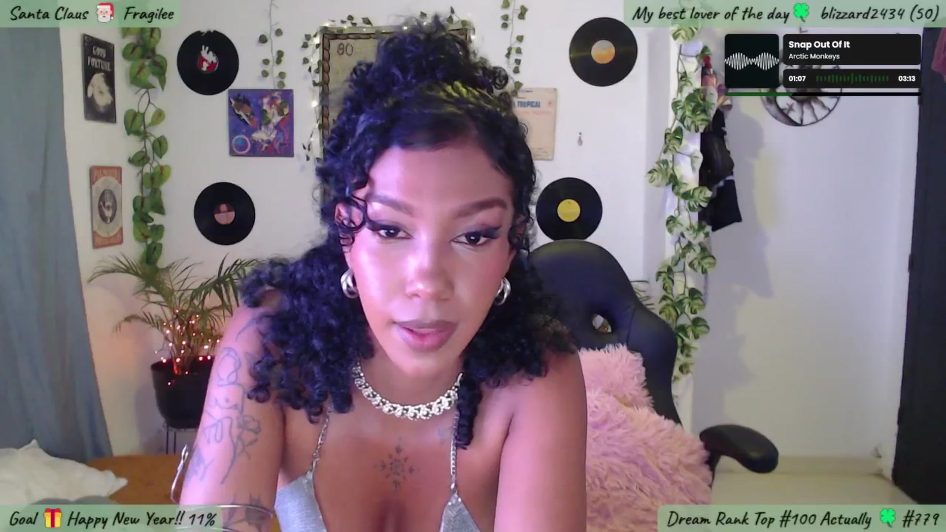 Gallery image thumbnail from MarWitch777's myfreecams stream on, 01/01/2025, 04:24 image 15 of 20
