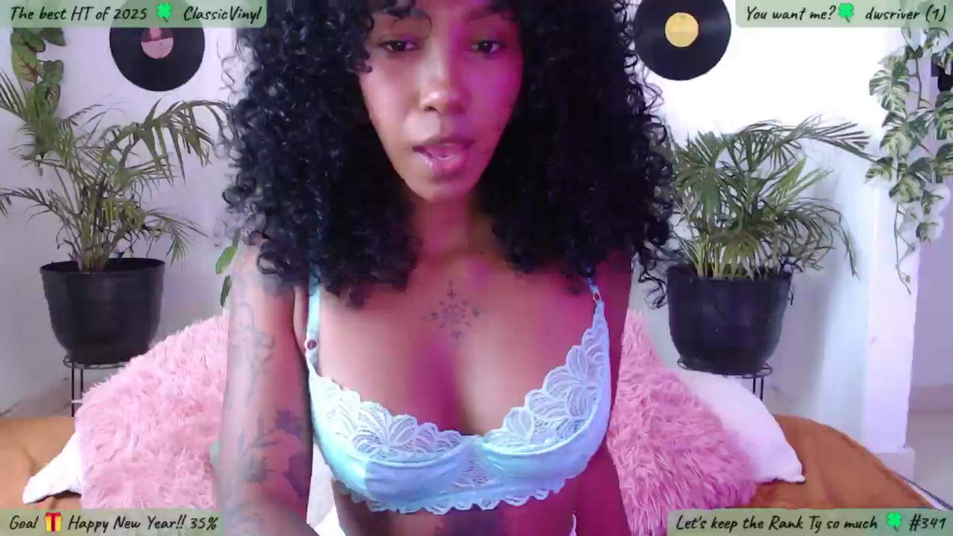 Gallery image thumbnail from MarWitch777's myfreecams stream on, 01/02/2025, 18:42 image 14 of 20