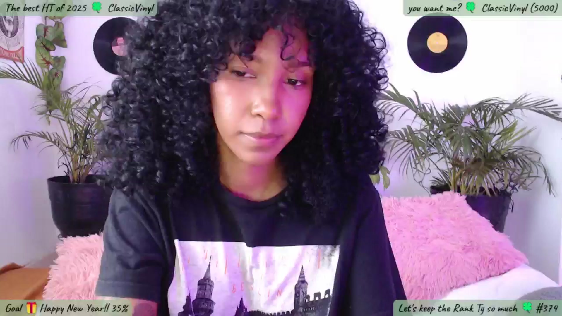 Gallery image thumbnail from MarWitch777's myfreecams stream on, 01/02/2025, 21:07 image 13 of 20