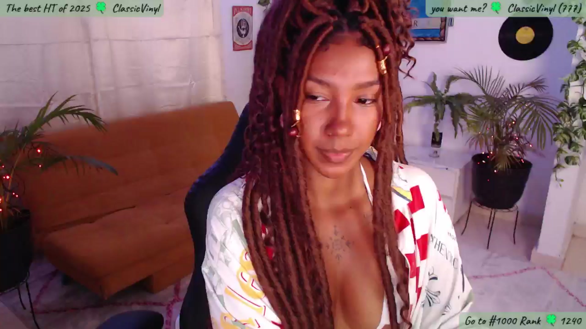 Gallery image thumbnail from MarWitch777's myfreecams stream on, 01/14/2025, 24:40 image 15 of 20