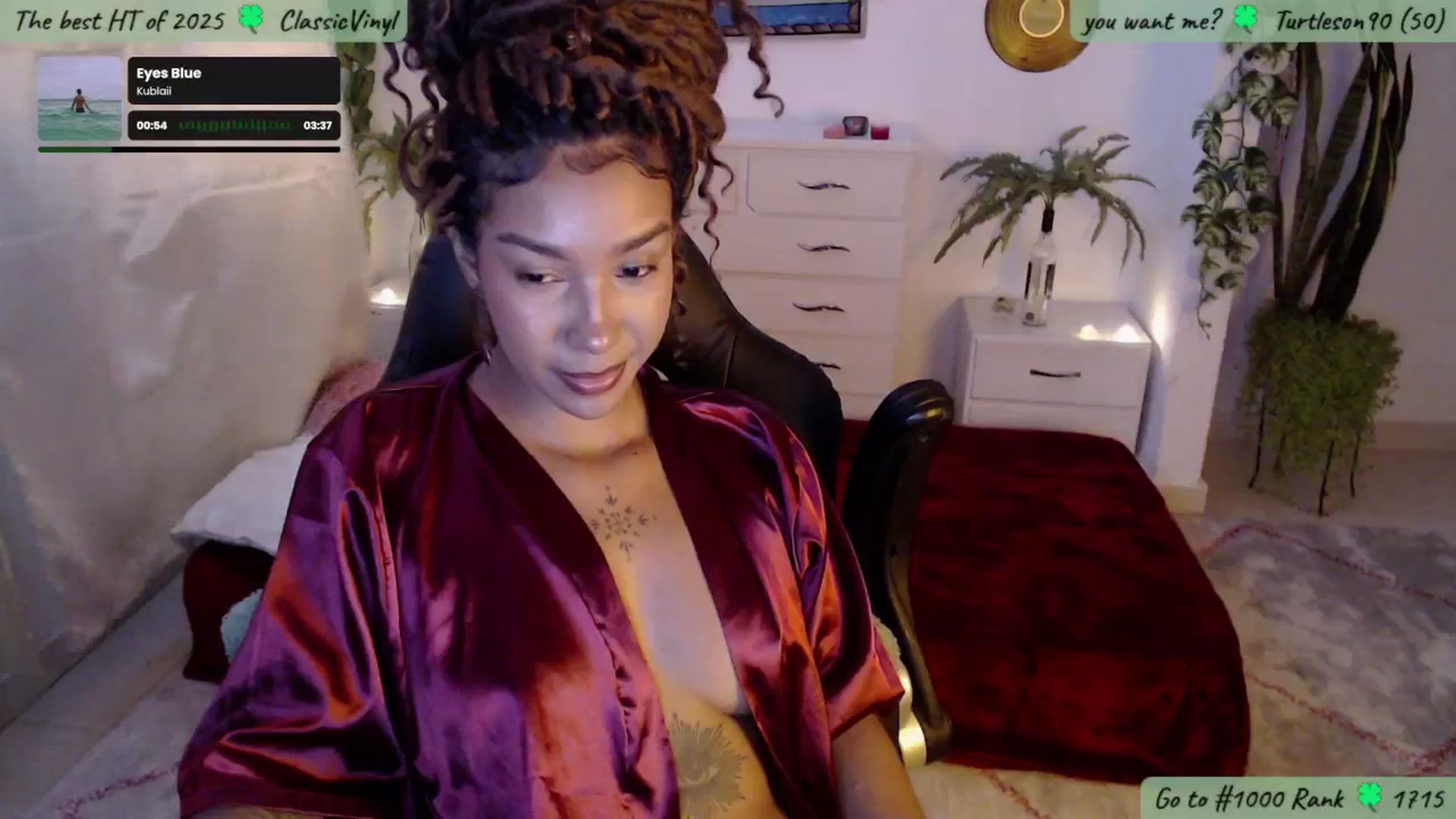Gallery image thumbnail from MarWitch777's myfreecams stream on, 01/25/2025, 03:14 image 11 of 20