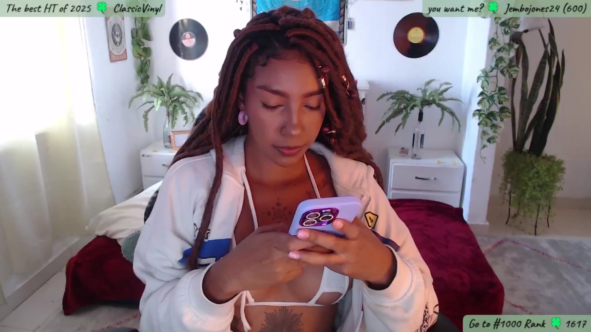 Gallery image thumbnail from MarWitch777's myfreecams stream on, 01/26/2025, 02:20 image 3 of 20