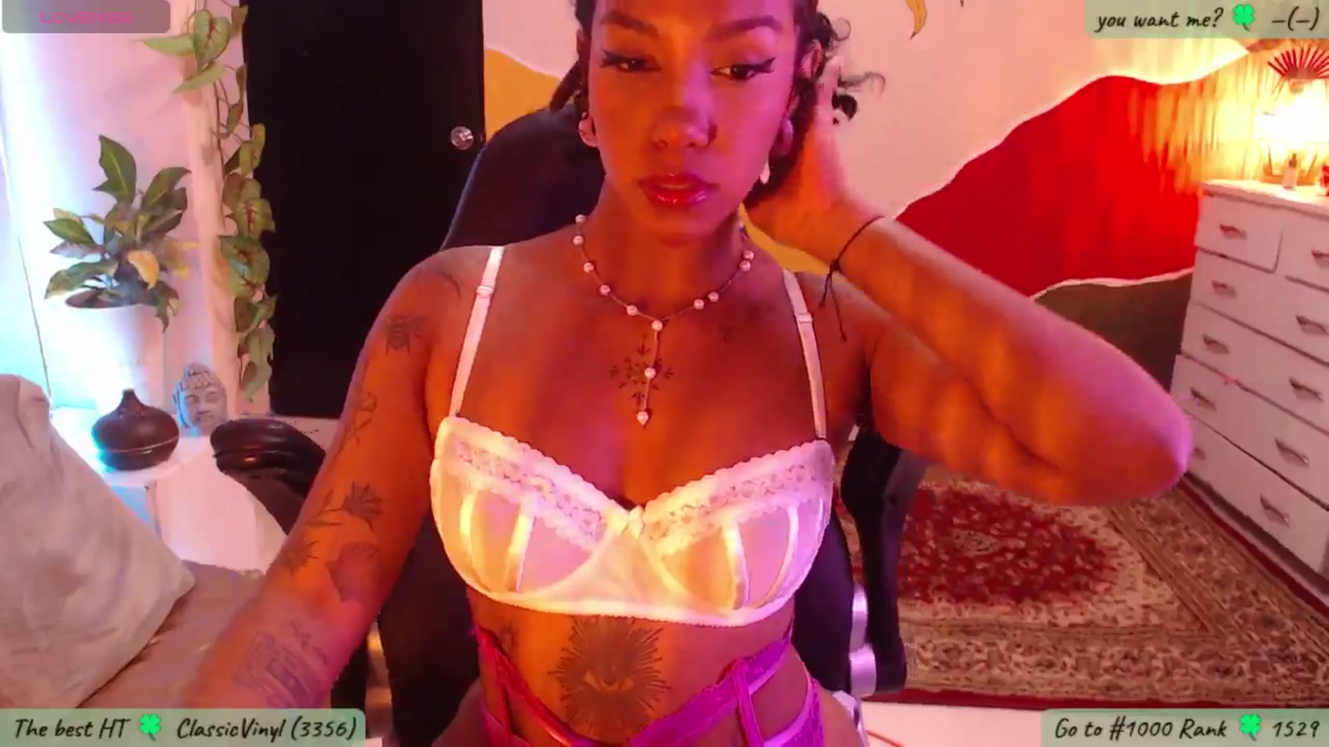 Gallery image thumbnail from MarWitch777's myfreecams stream on, 03/20/2025, 03:15 image 11 of 20