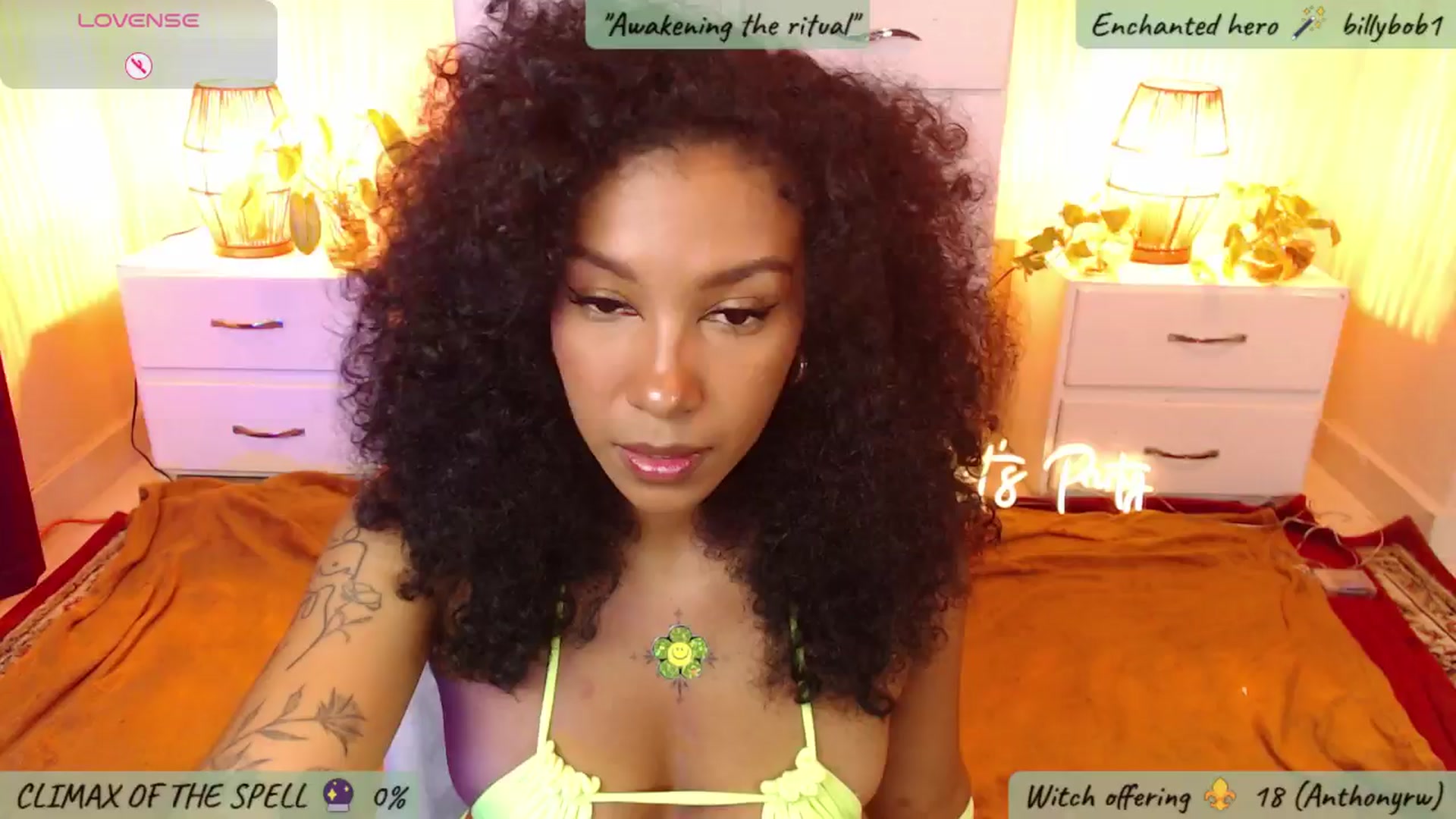 Gallery image thumbnail from MarWitch777's myfreecams stream on, 04/16/2025, 01:34 image 9 of 20