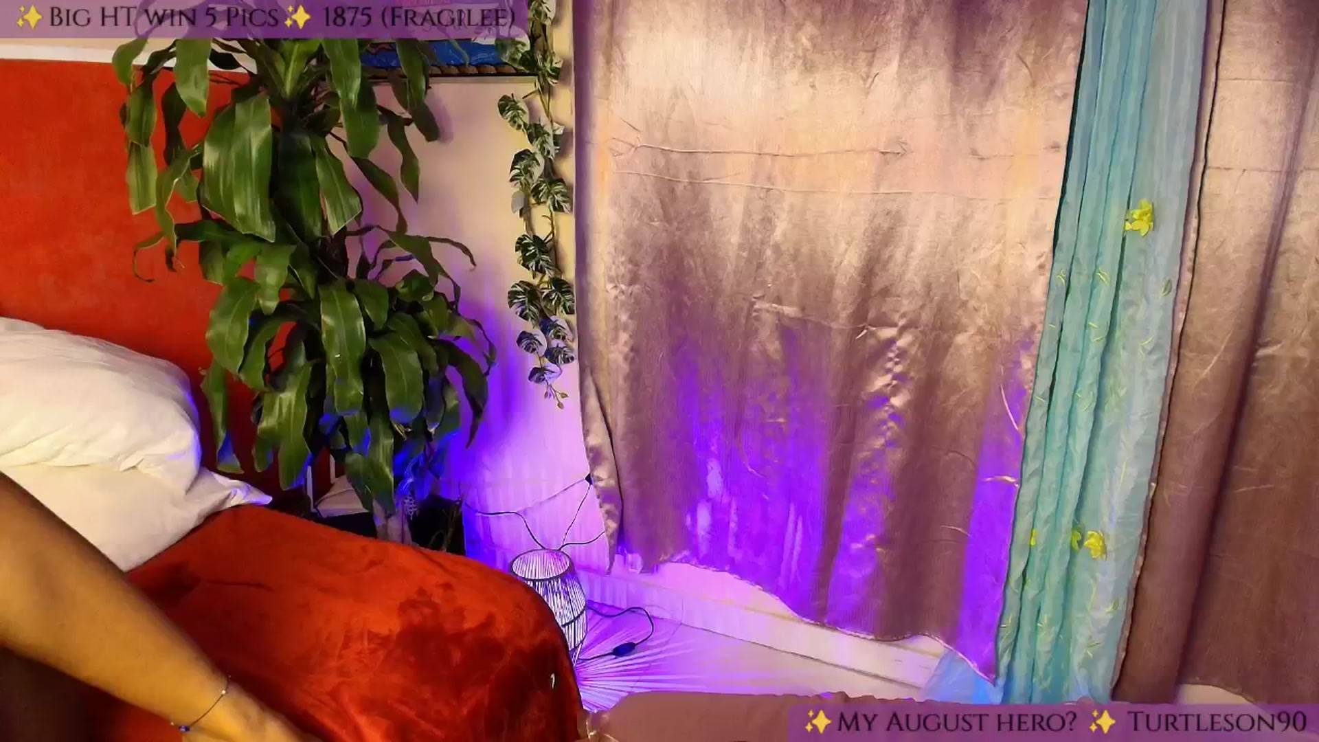 Gallery image thumbnail from MarWitch777's myfreecams stream on, 08/24/2025, 03:13 image 11 of 20