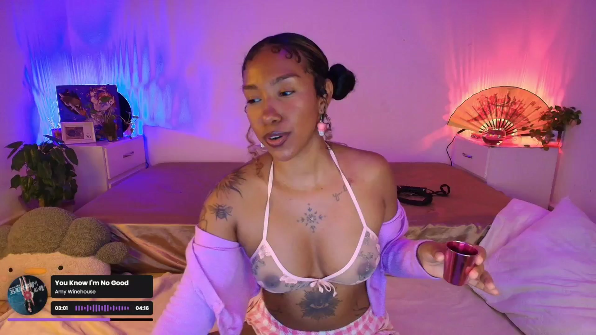 Gallery image thumbnail from MarWitch777's myfreecams stream on, 02/21/2026, 04:38 image 16 of 20