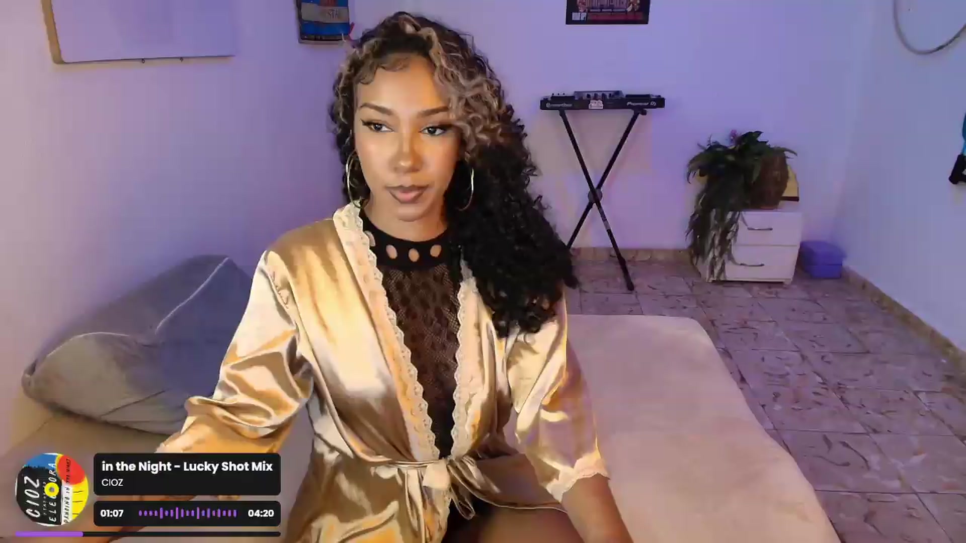 Gallery image thumbnail from MarWitch777's myfreecams stream on, 05/15/2026, 20:59 image 10 of 20