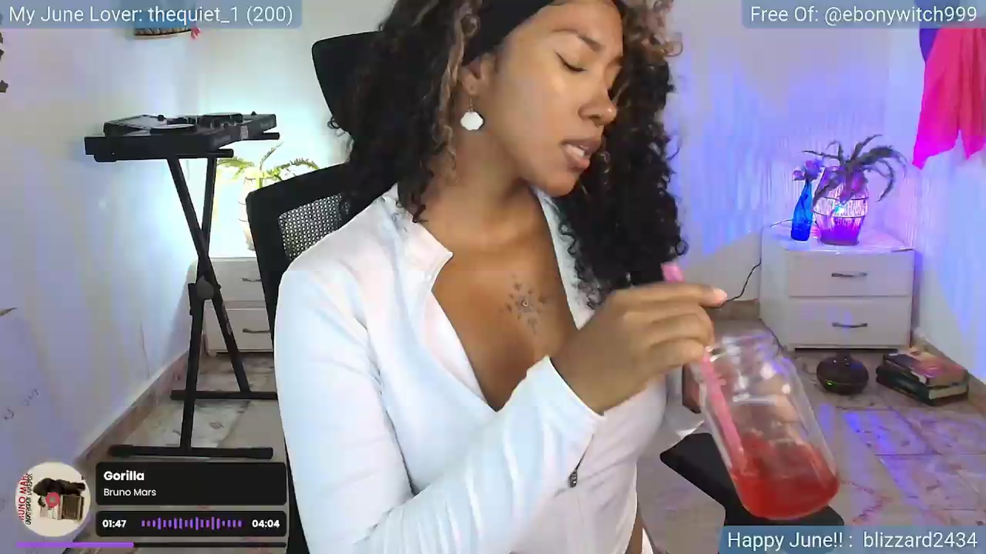 Gallery image thumbnail from MarWitch777's myfreecams stream on, 06/01/2026, 20:40 image 12 of 20