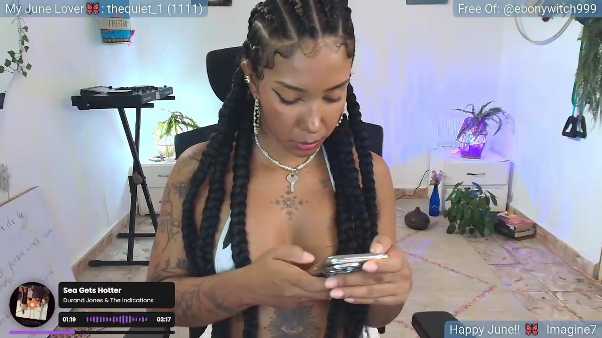 Gallery image thumbnail from MarWitch777's myfreecams stream on, 06/09/2026, 18:48 image 11 of 20