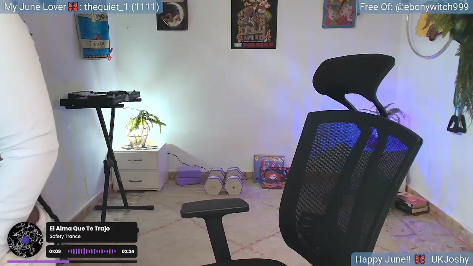 Gallery image thumbnail from MarWitch777's myfreecams stream on, 06/09/2026, 20:21 image 5 of 20