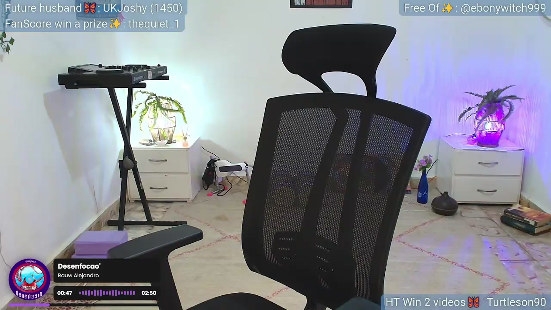 Gallery image thumbnail from MarWitch777's myfreecams stream on, 06/14/2026, 02:21 image 14 of 20