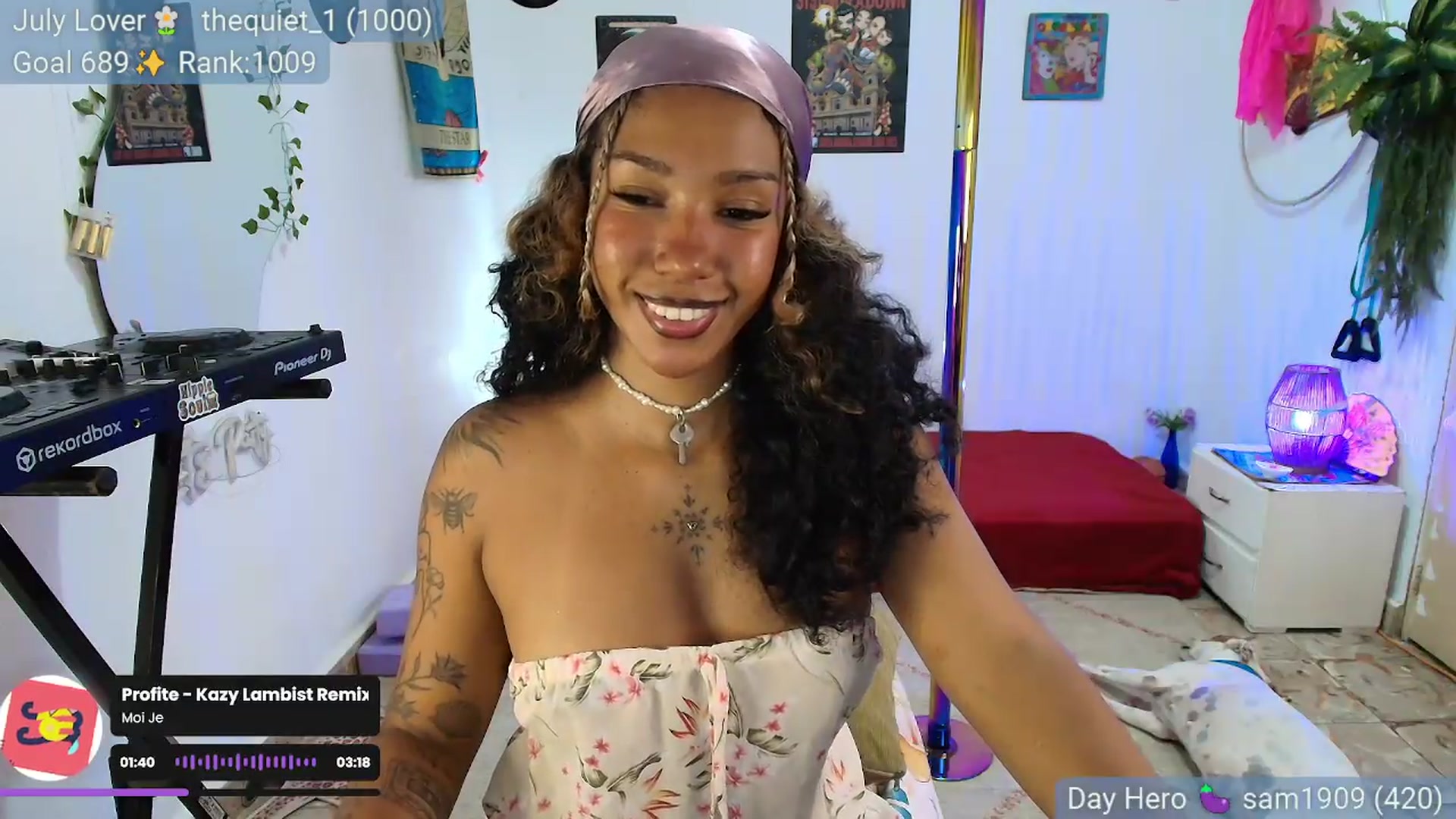 Gallery image thumbnail from MarWitch777's myfreecams stream on, 07/08/2026, 03:36 image 8 of 20