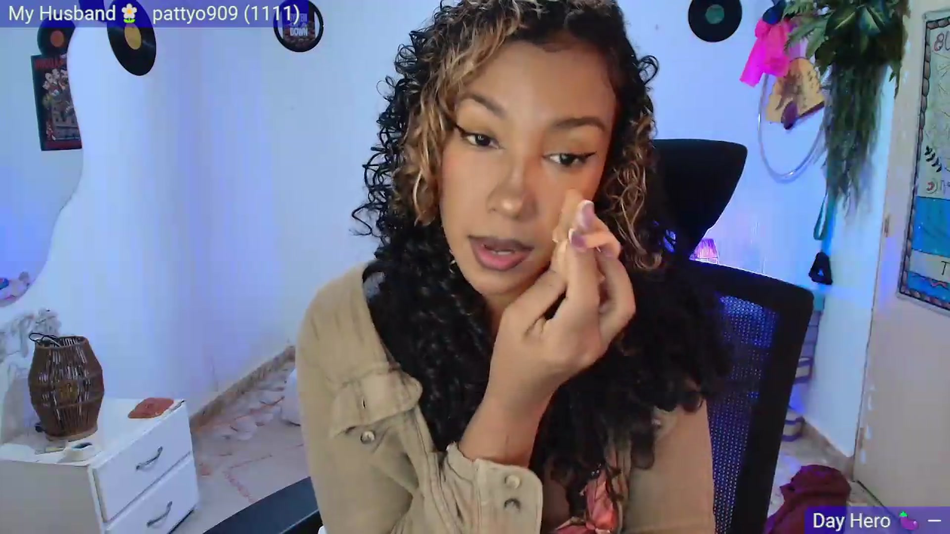 Gallery image thumbnail from MarWitch777's myfreecams stream on, 08/13/2026, 24:57 image 3 of 20