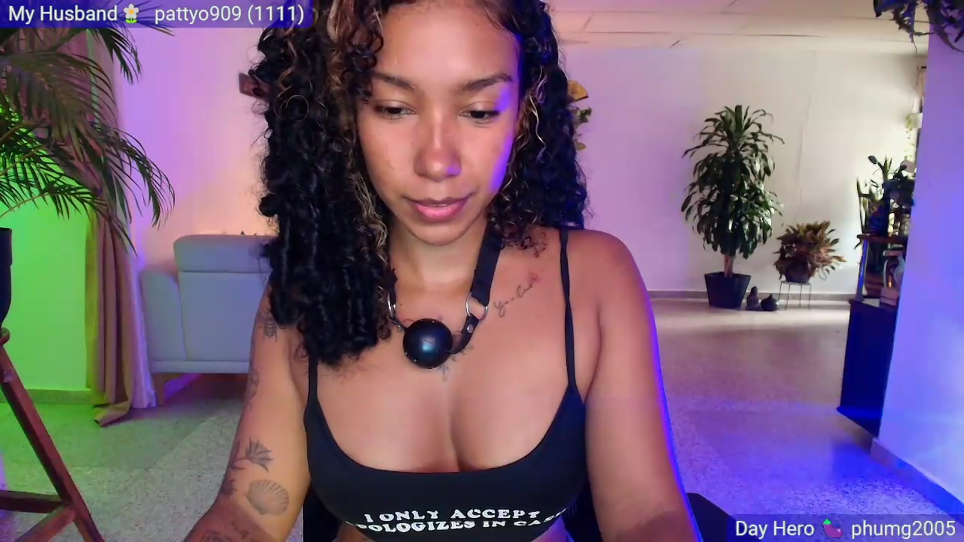Gallery image thumbnail from MarWitch777's myfreecams stream on, 08/15/2026, 22:37 image 19 of 20