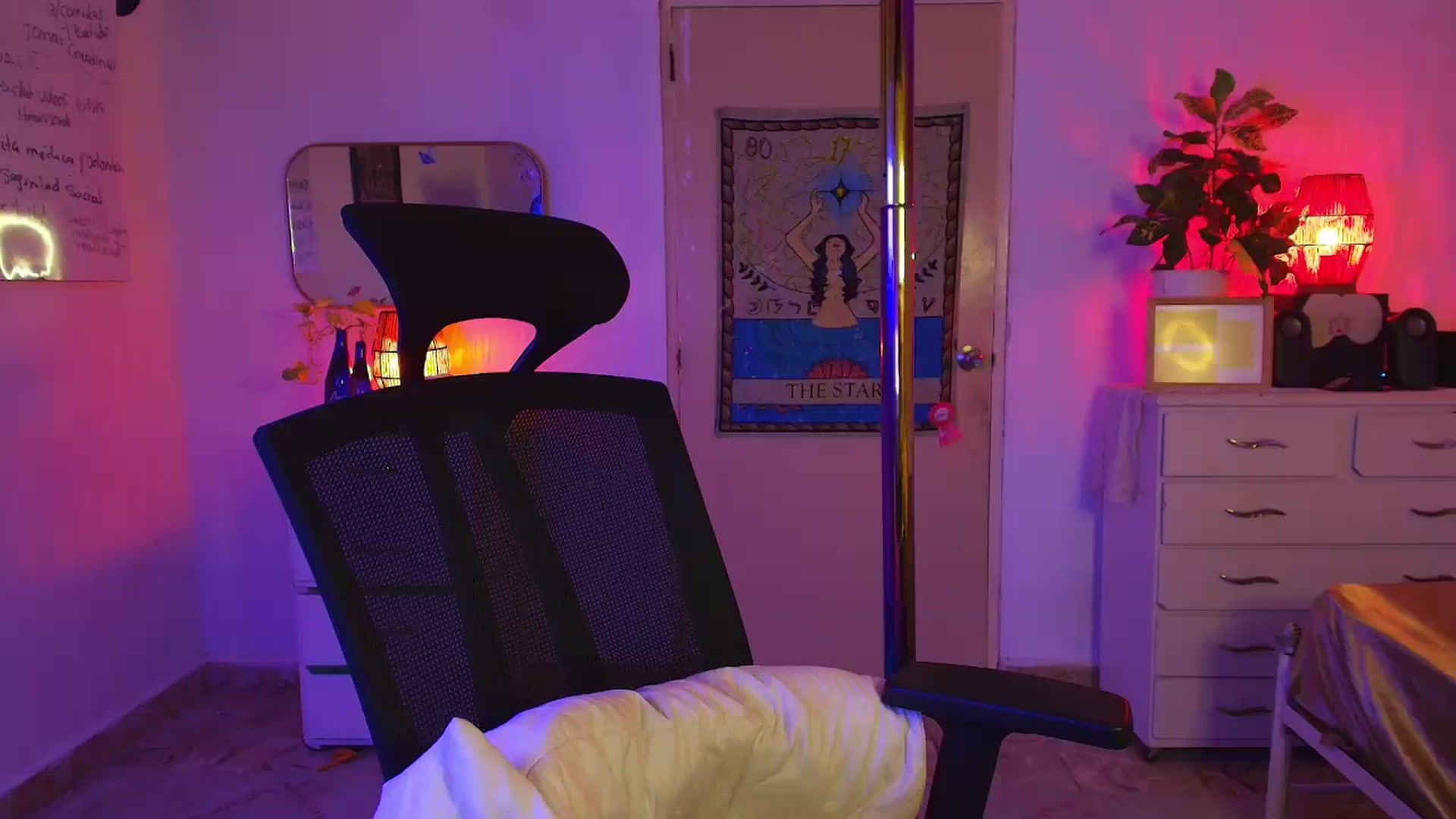 Gallery image thumbnail from MarWitch777's myfreecams stream on, 08/24/2026, 04:42 image 20 of 20