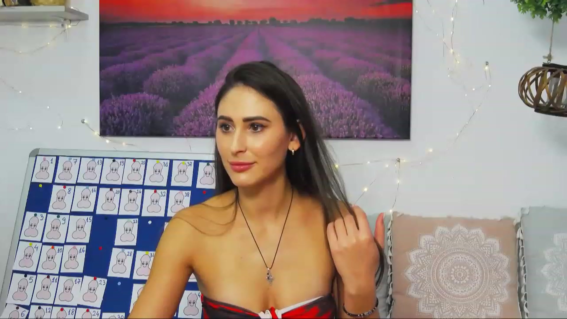 Gallery image thumbnail from MaraHari's myfreecams stream on, 12/01/2022, 08:01 image 16 of 20