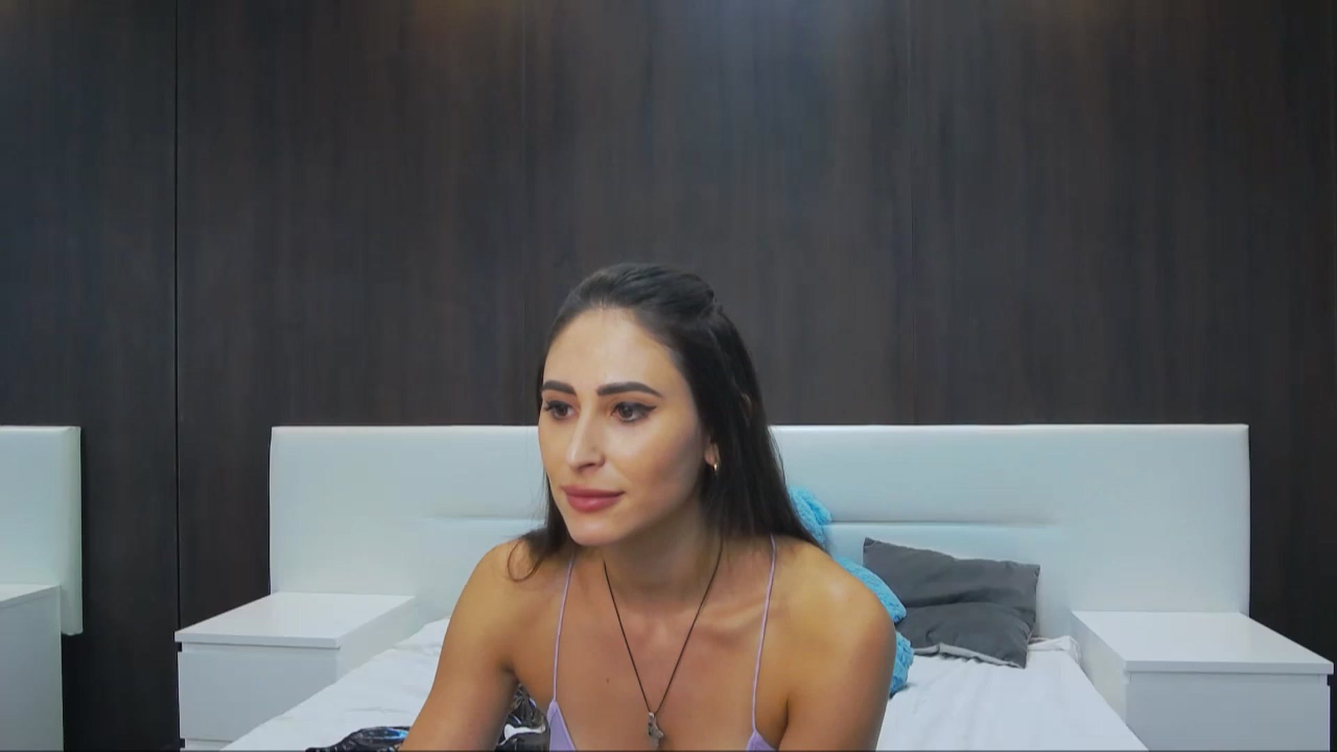 Gallery image thumbnail from MaraHari's myfreecams stream on, 11/28/2022, 20:43 image 2 of 20