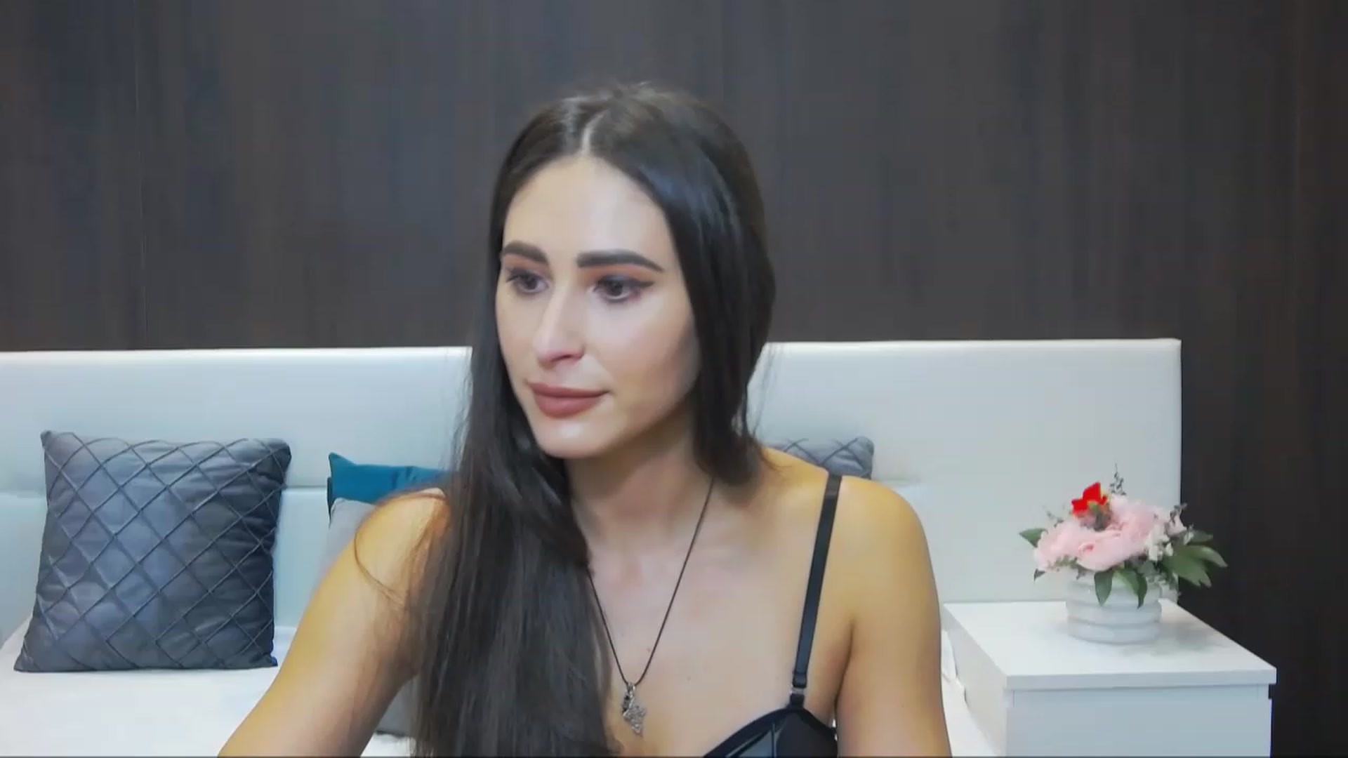 Gallery image thumbnail from MaraHari's myfreecams stream on, 12/01/2022, 15:07 image 7 of 20