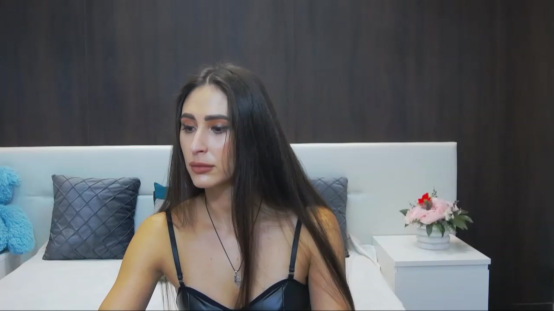 Gallery image thumbnail from MaraHari's myfreecams stream on, 12/01/2022, 15:07 image 14 of 20