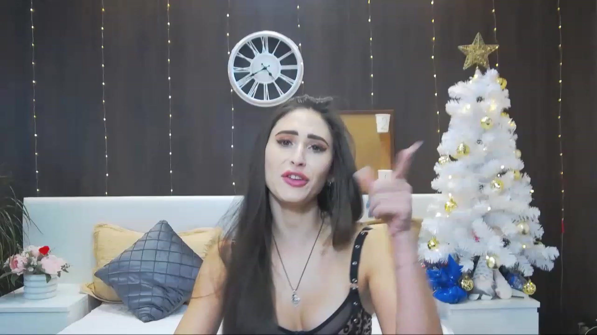 Gallery image thumbnail from MaraHari's myfreecams stream on, 12/09/2022, 16:08 image 4 of 20