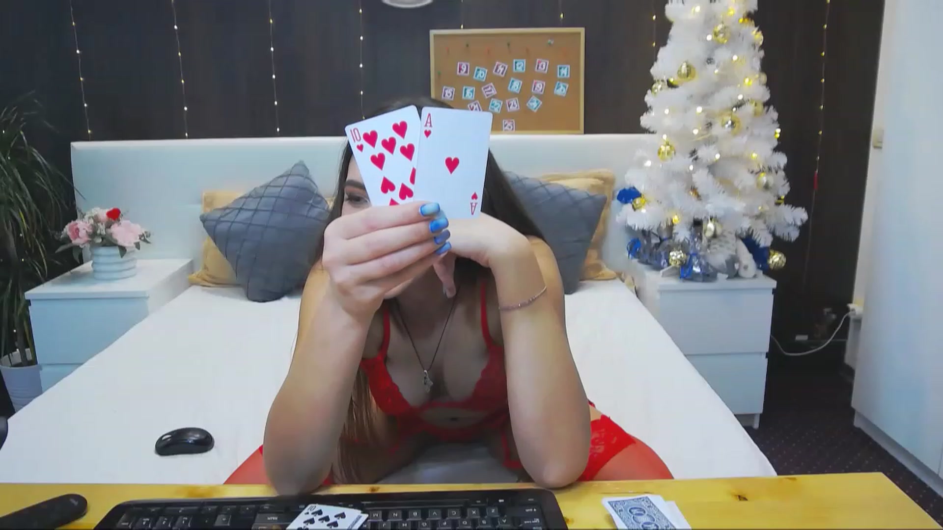 Gallery image thumbnail from MaraHari's myfreecams stream on, 12/10/2022, 19:42 image 15 of 20