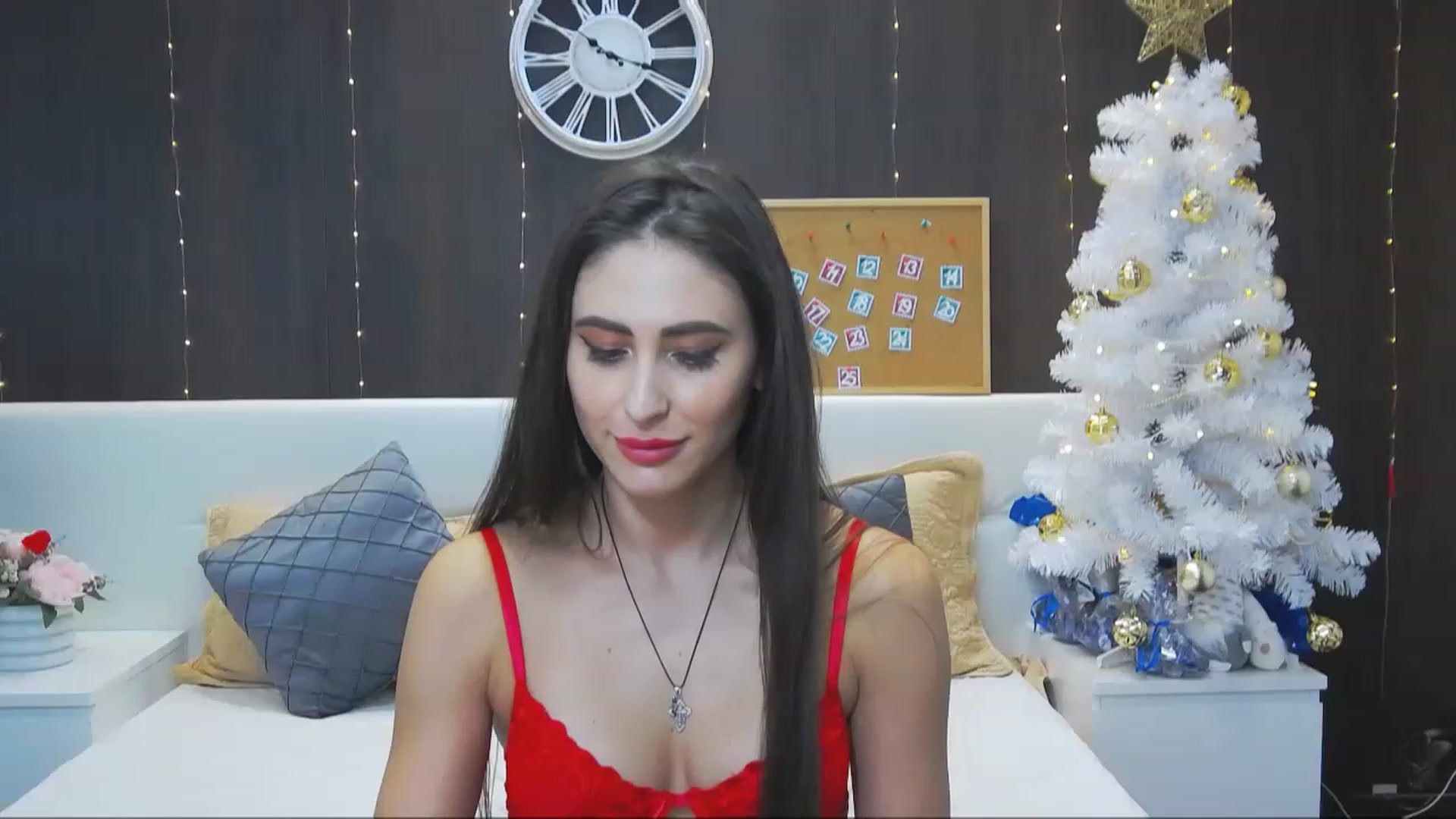 Gallery image thumbnail from MaraHari's myfreecams stream on, 12/10/2022, 21:08 image 1 of 20