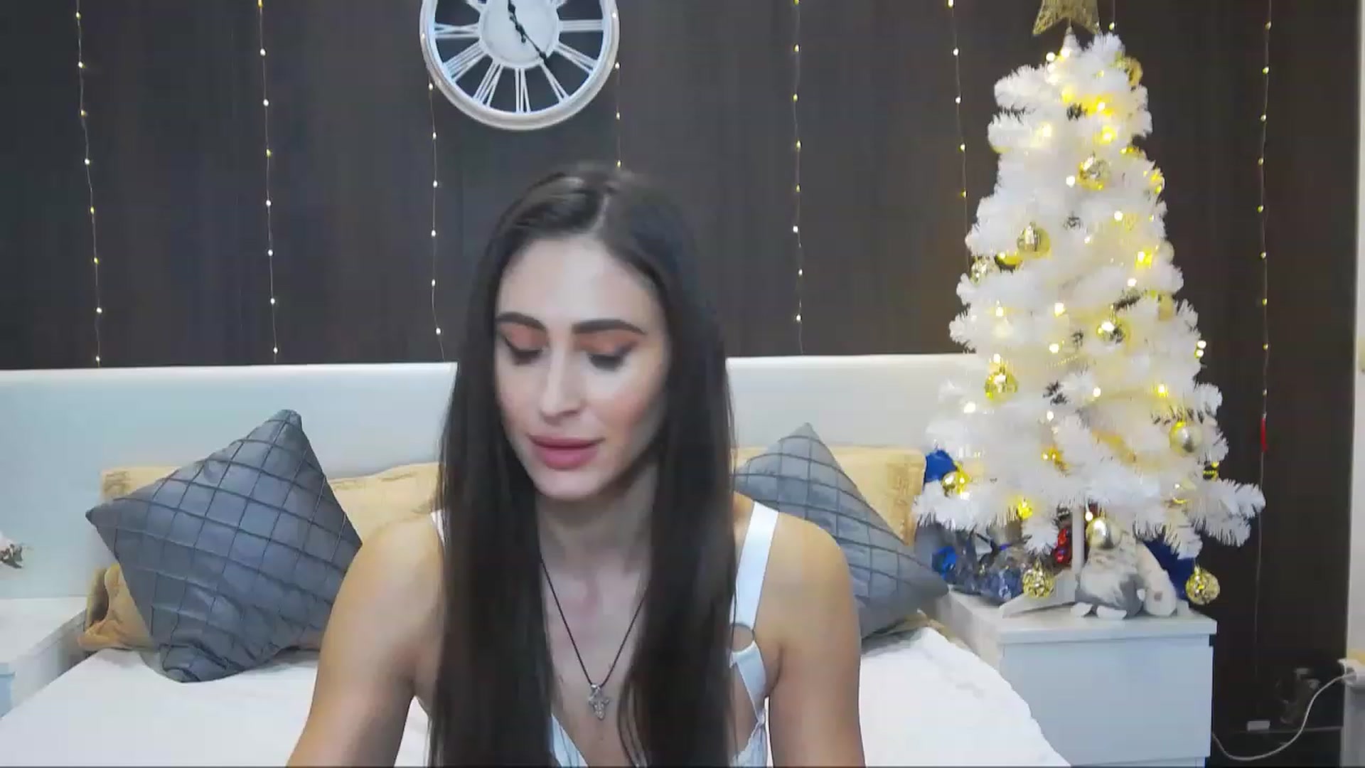Gallery image thumbnail from MaraHari's myfreecams stream on, 12/11/2022, 21:39 image 19 of 20
