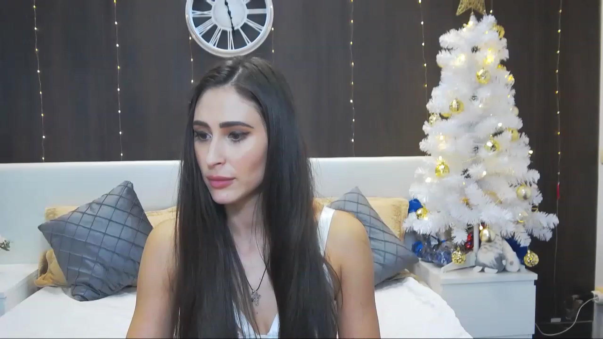 Gallery image thumbnail from MaraHari's myfreecams stream on, 12/11/2022, 21:39 image 20 of 20