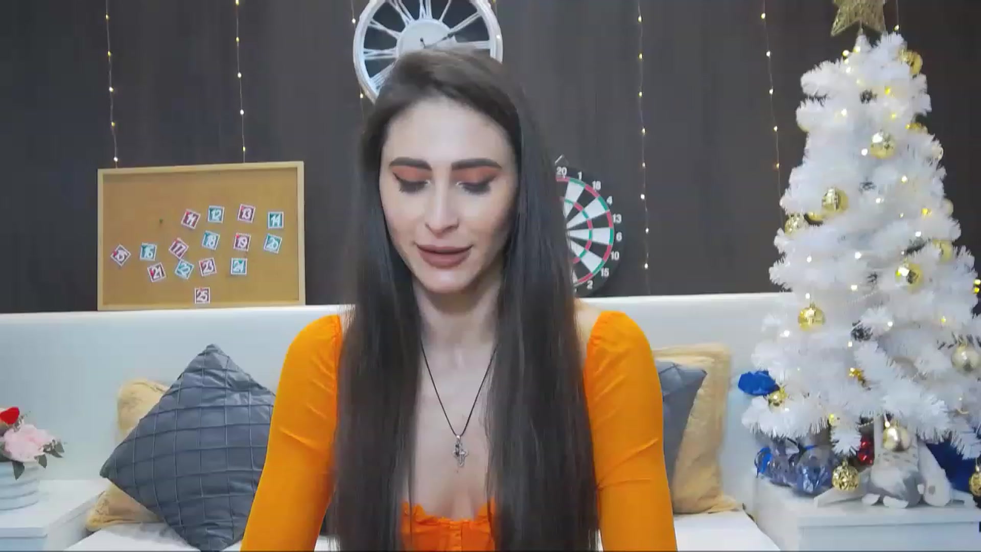 Gallery image thumbnail from MaraHari's myfreecams stream on, 12/12/2022, 15:46 image 9 of 20