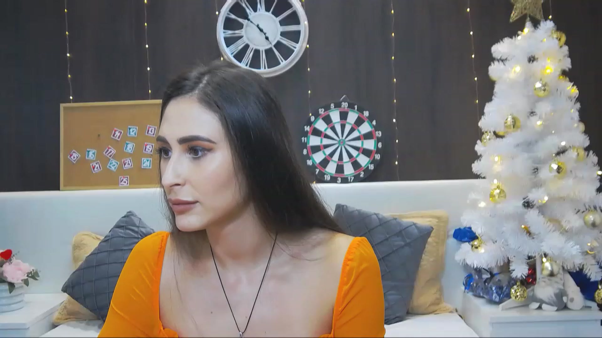Gallery image thumbnail from MaraHari's myfreecams stream on, 12/12/2022, 15:46 image 2 of 20