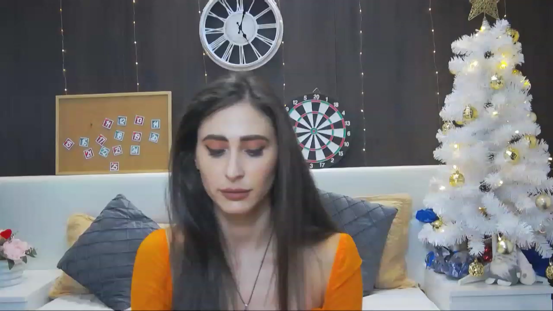 Gallery image thumbnail from MaraHari's myfreecams stream on, 12/12/2022, 15:46 image 6 of 20