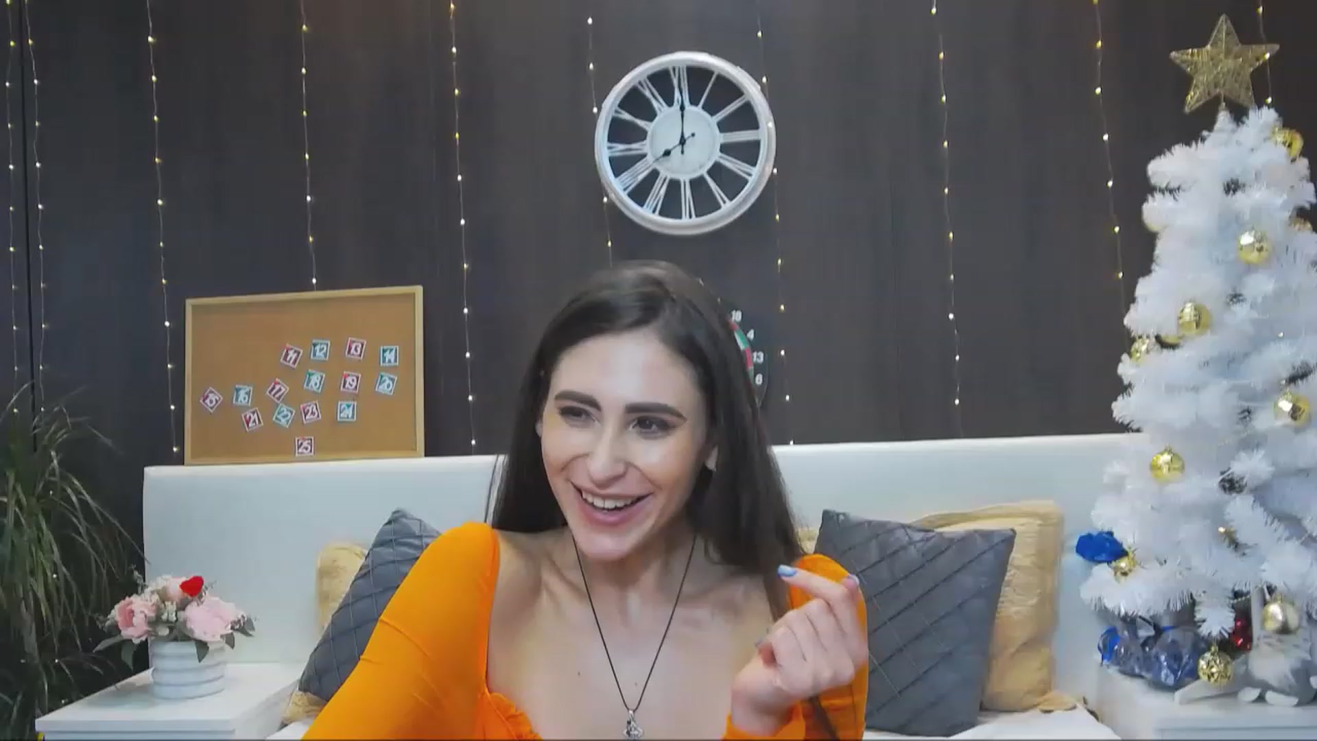 Gallery image thumbnail from MaraHari's myfreecams stream on, 12/12/2022, 19:51 image 1 of 20