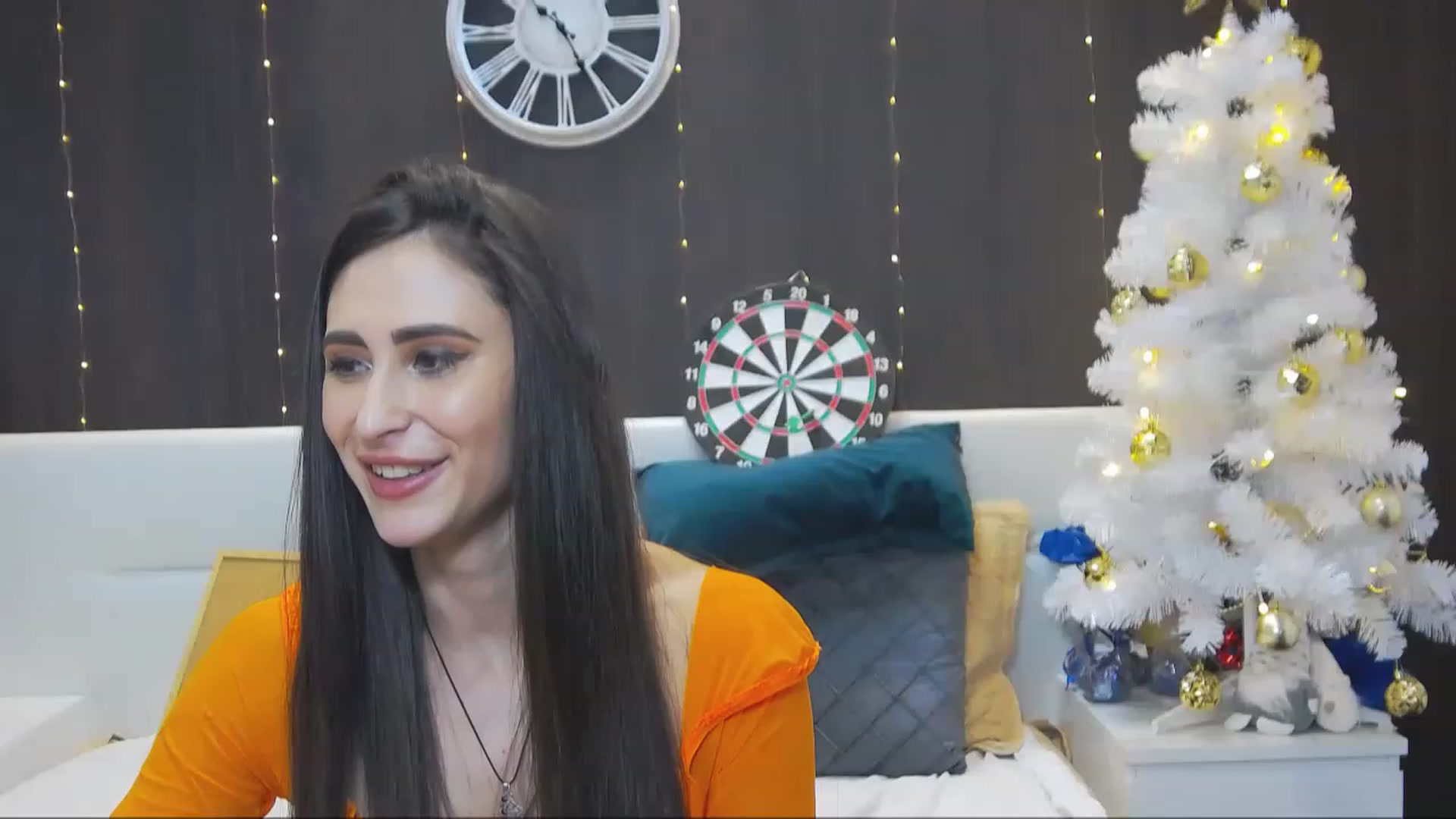 Gallery image thumbnail from MaraHari's myfreecams stream on, 12/12/2022, 20:51 image 12 of 20