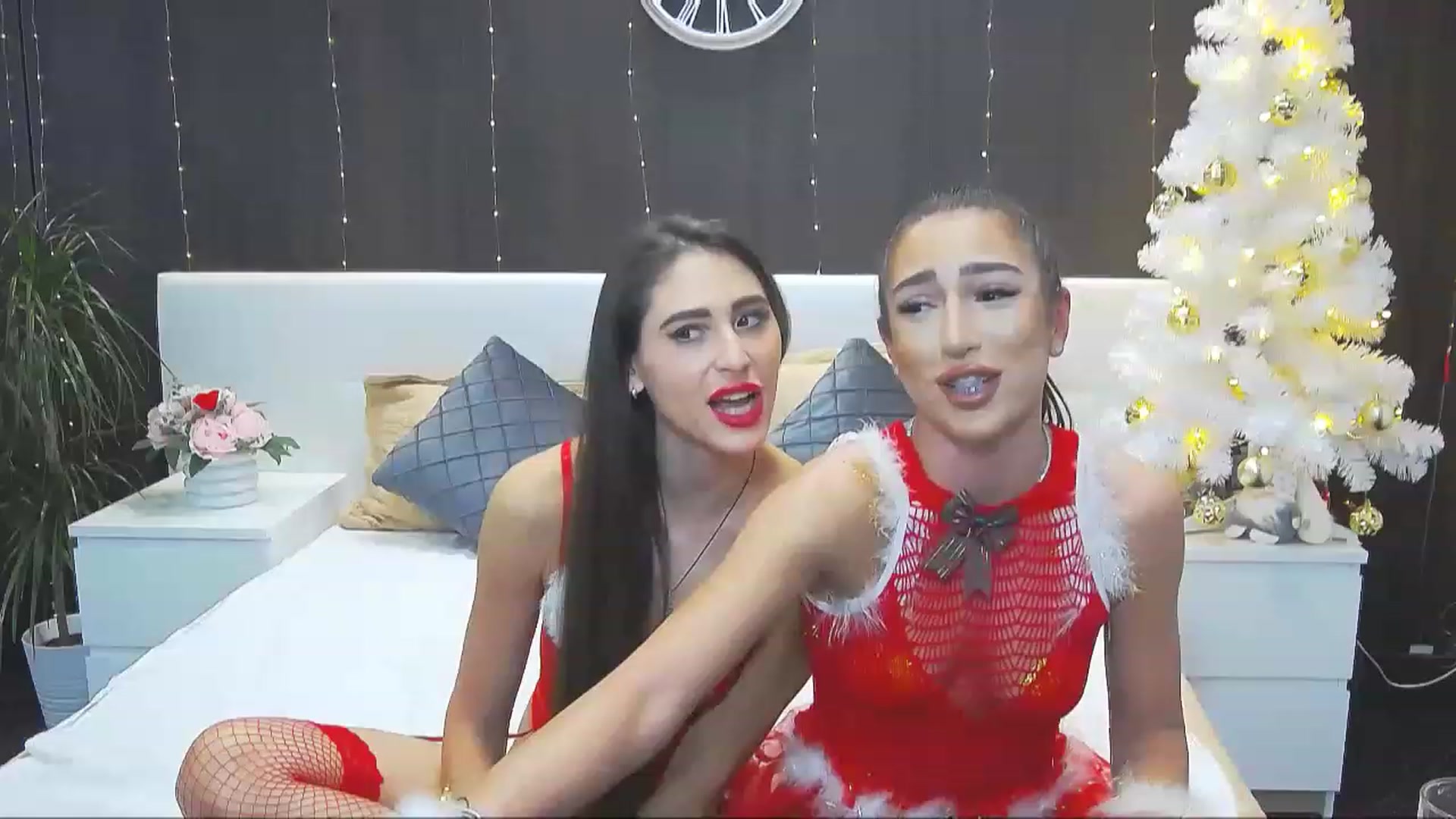 Gallery image thumbnail from MaraHari's myfreecams stream on, 12/23/2022, 18:37 image 2 of 20