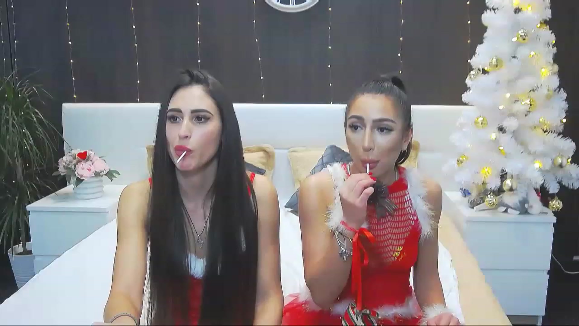 Gallery image thumbnail from MaraHari's myfreecams stream on, 12/23/2022, 19:44 image 19 of 20